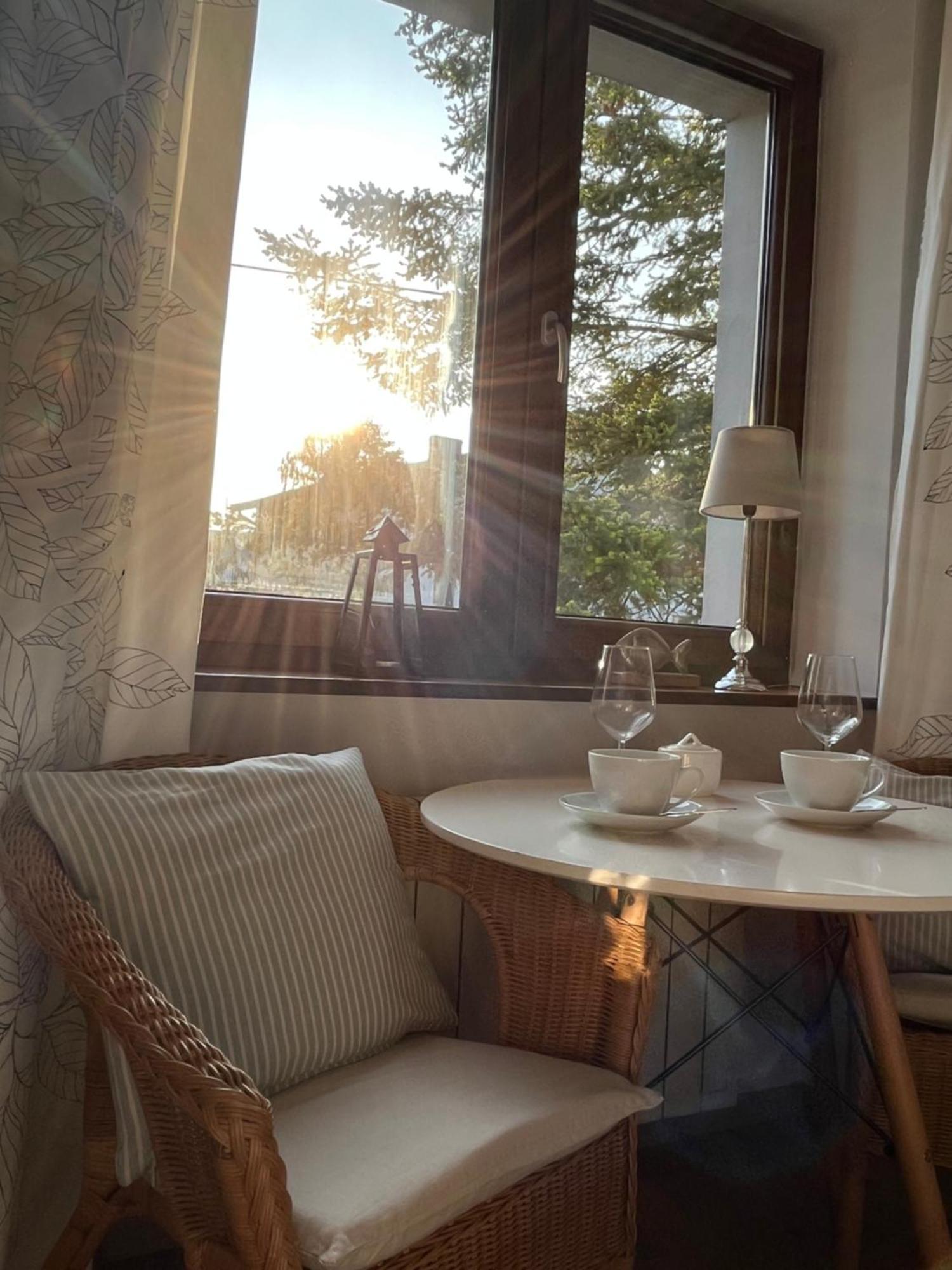 Apartamenty & Spa Villa 28 ポビエロボ エクステリア 写真
